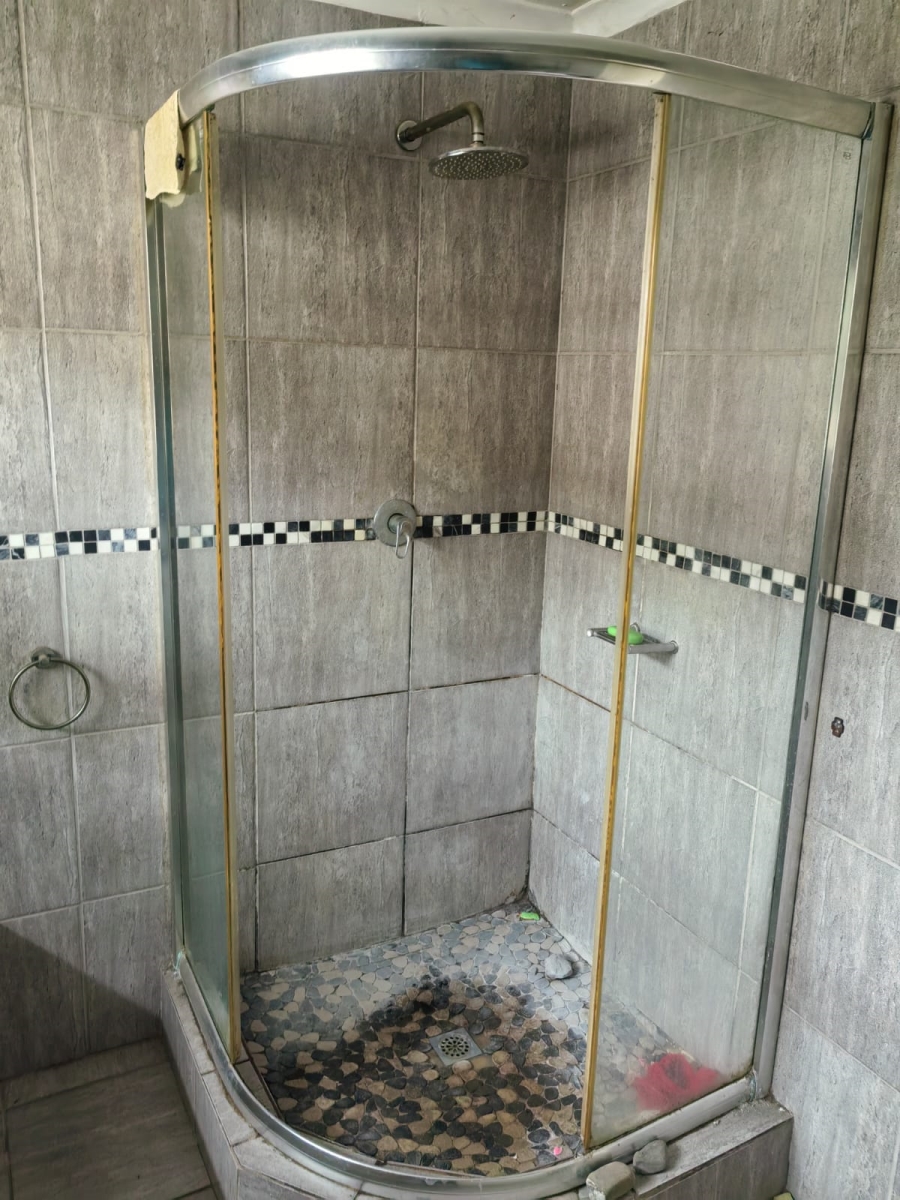 3 Bedroom Property for Sale in Ilitha Park Western Cape